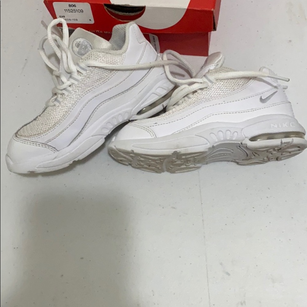 White Nike air Max 95 10c